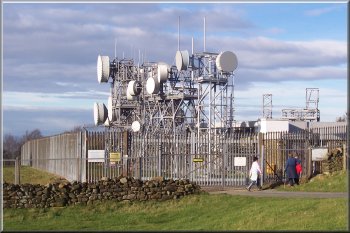BT relay station above Arncliffe Wood