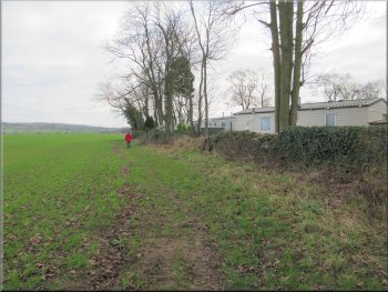 Bridleway at the field edge next to Thirkleby Hall caravan site