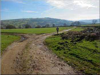 Following the access track to Nether Timble farm
