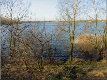 Looking across the lake to the visitor centre