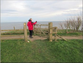 Gate from the Abbey Farm field to the Cleveland Way