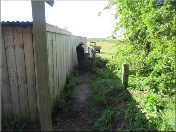 Path from the A61 to the River Swake flood bank
